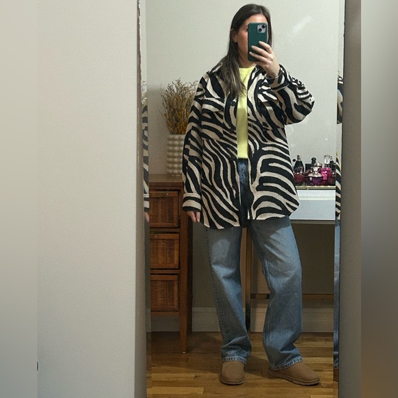 H&M Shacket - Picture 9 of 9